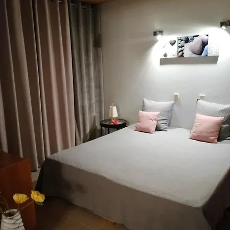 Charming In 30 M² With View Apartament